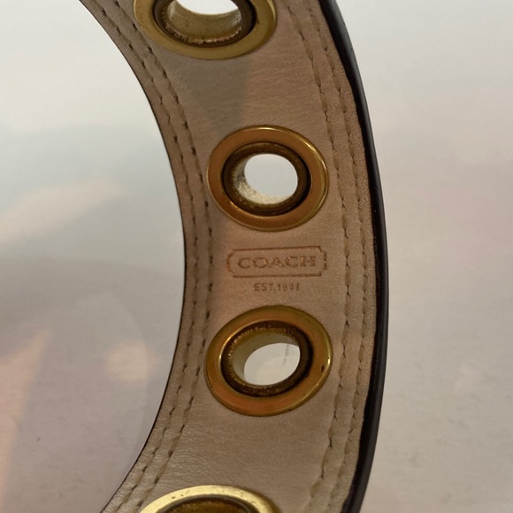 Coach Off White Leather & Gold Grommet Minimalist Bangle Bracelet - Picture 5 of 9